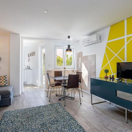 Designer Flats In Lapa By Lovelystay Lisboa Exteriör bild