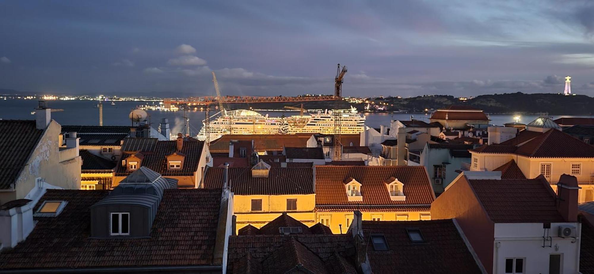 Designer Flats In Lapa By Lovelystay Lisboa Exteriör bild