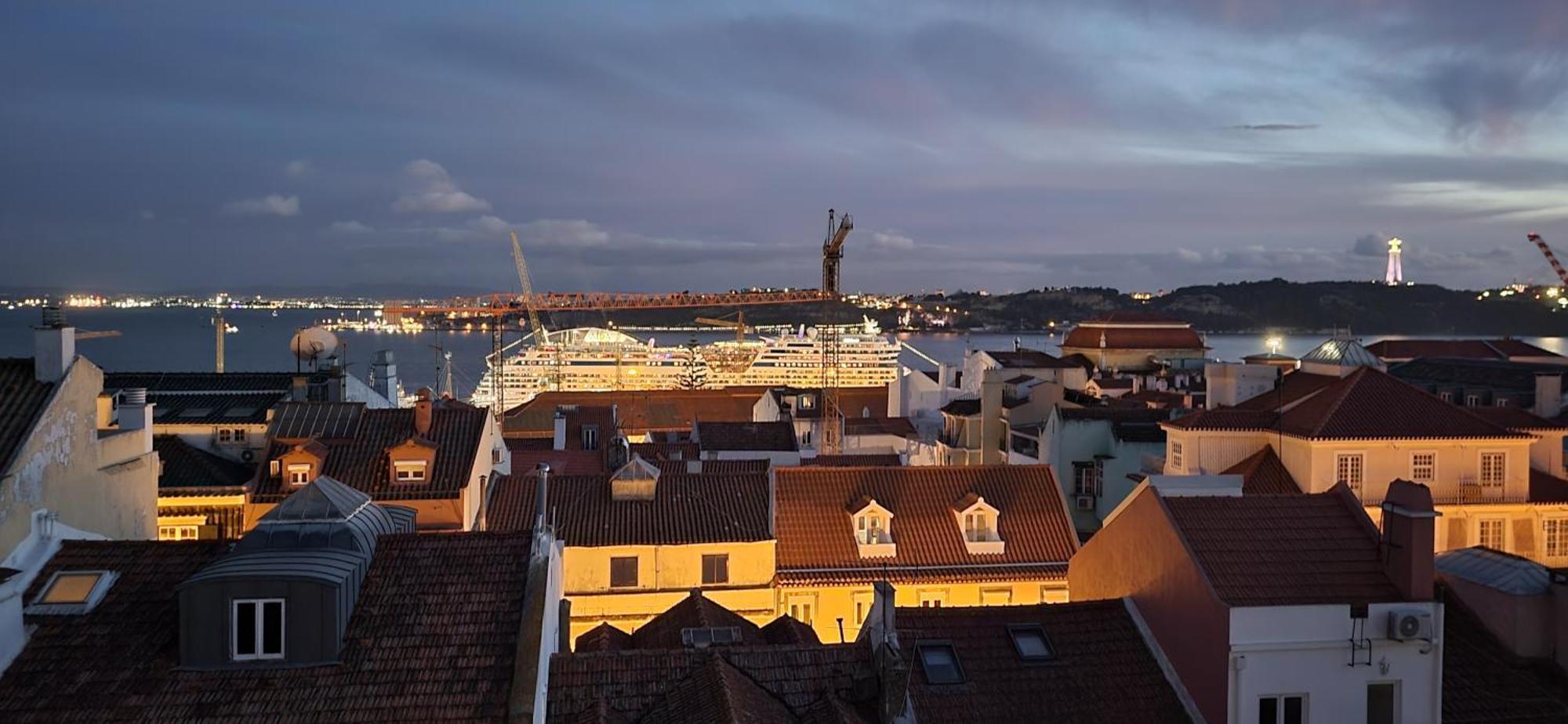 Designer Flats In Lapa By Lovelystay Lisboa Exteriör bild